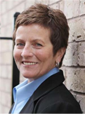 KELLY MCCAGUE
