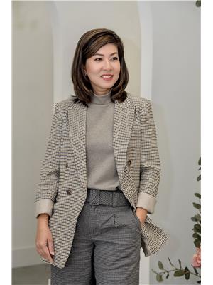KIM CUC HUANG