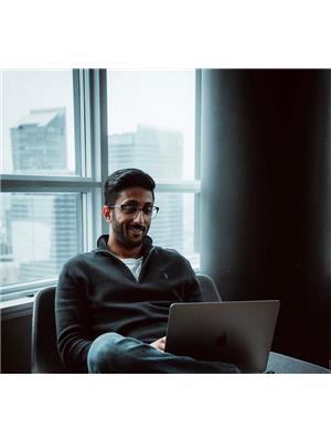 NIKHIL OBEROI