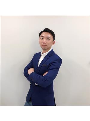 ROBIN YANG