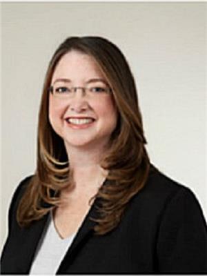 CHRISTIE BOND