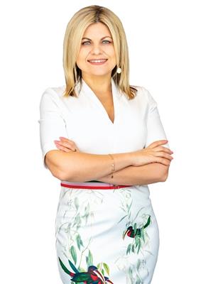 LUDA ZAKHARCHUK
