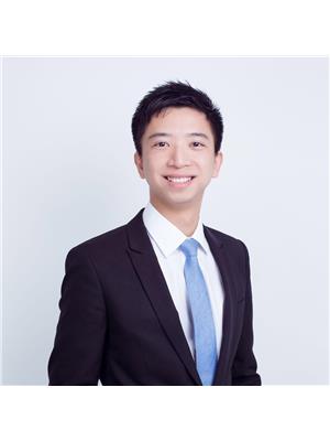 ROY LI