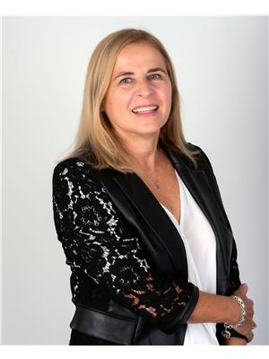 ROSIE VITTORIO