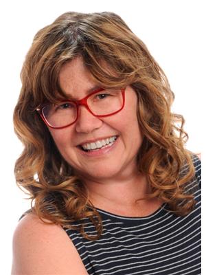 MARY MCARTHUR