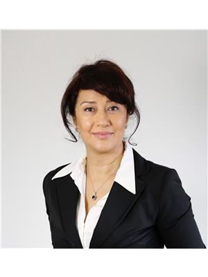 MARIA MOZDBAR