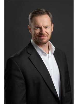 MARK DEGROOT