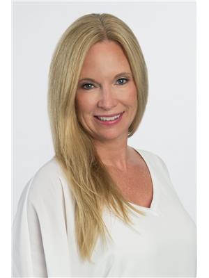 KIM ARCHER