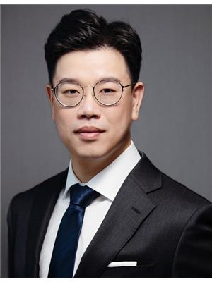 RAYMOND HONG