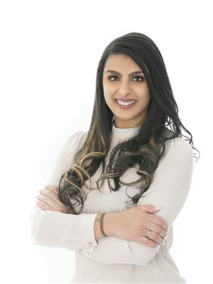 ZAMIRA DUNNET