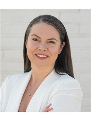 AYZA VARDAR