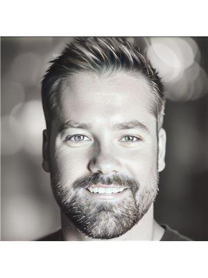 SCOTT MACEACHERN
