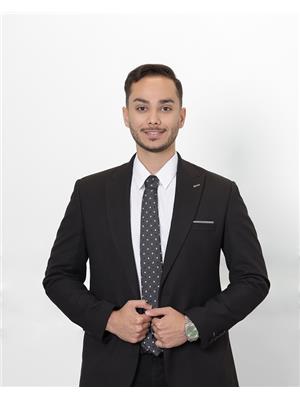 PARSA NAGHAVI