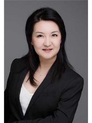 FIONA LI