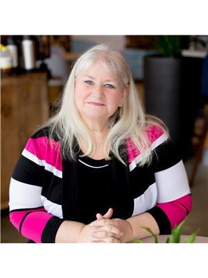 Elizabeth Hickey