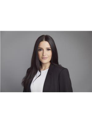 KELEECI DACOSTA