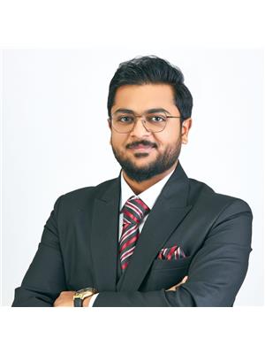 MEET PANDYA