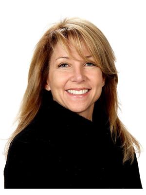 LILY MONSON