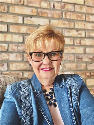 JO-ANNE KETTLEWELL, ASA