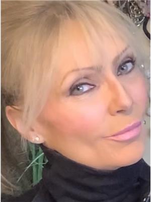 ELIZABETH VERSTRAETEN