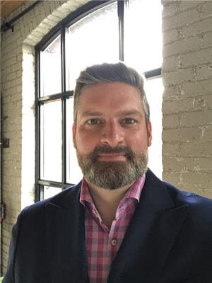 TOBY QUINN KLOOSTERHOF