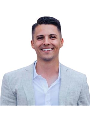 CHRISTIAN ADAM MORETUZZO