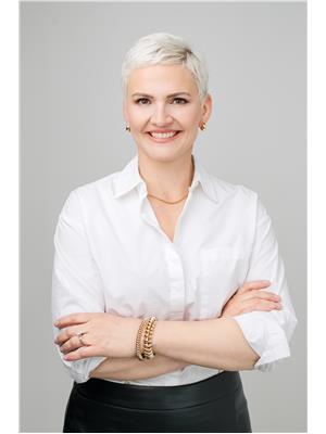 Amy Dewaele