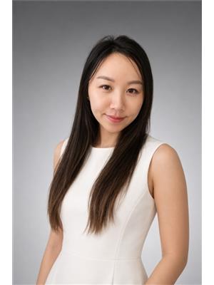 Sarah Wang