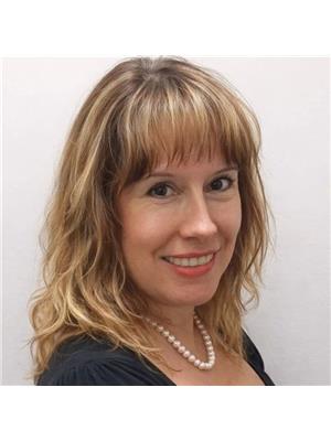 Annie Balanos