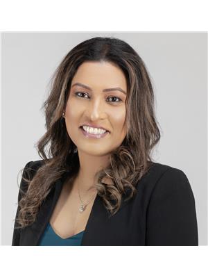 Christine Tobias
