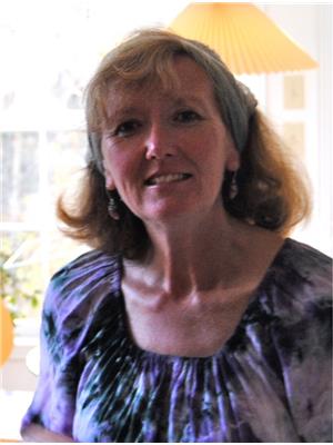 AURORA DOKKEN