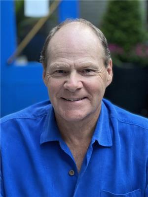 MARSHALL COHEN