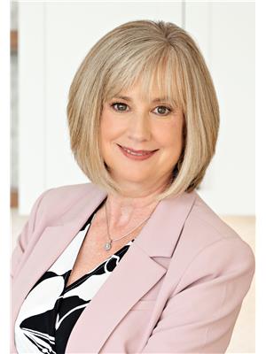 Lynn De Gannes