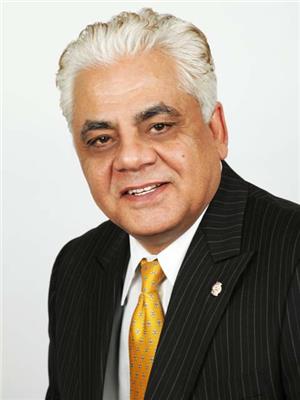 NASIR AZAM