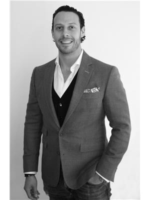 LEE MICHAEL COLUCCI