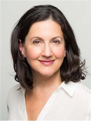 JANE DE PENCIER