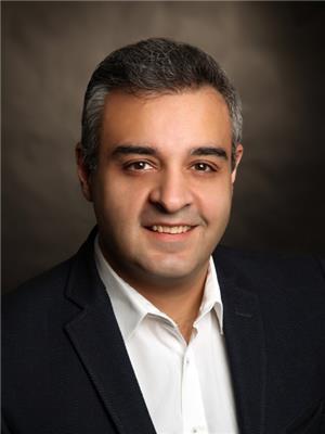 REZA AKHLAGHI