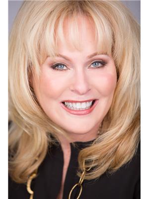 LYNNE DUFF
