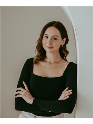 OLIVIA ARMSTRONG