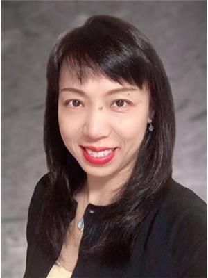 Vivia Yao