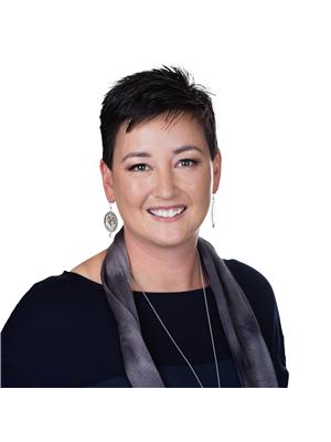 Tracie A. Sarumowa