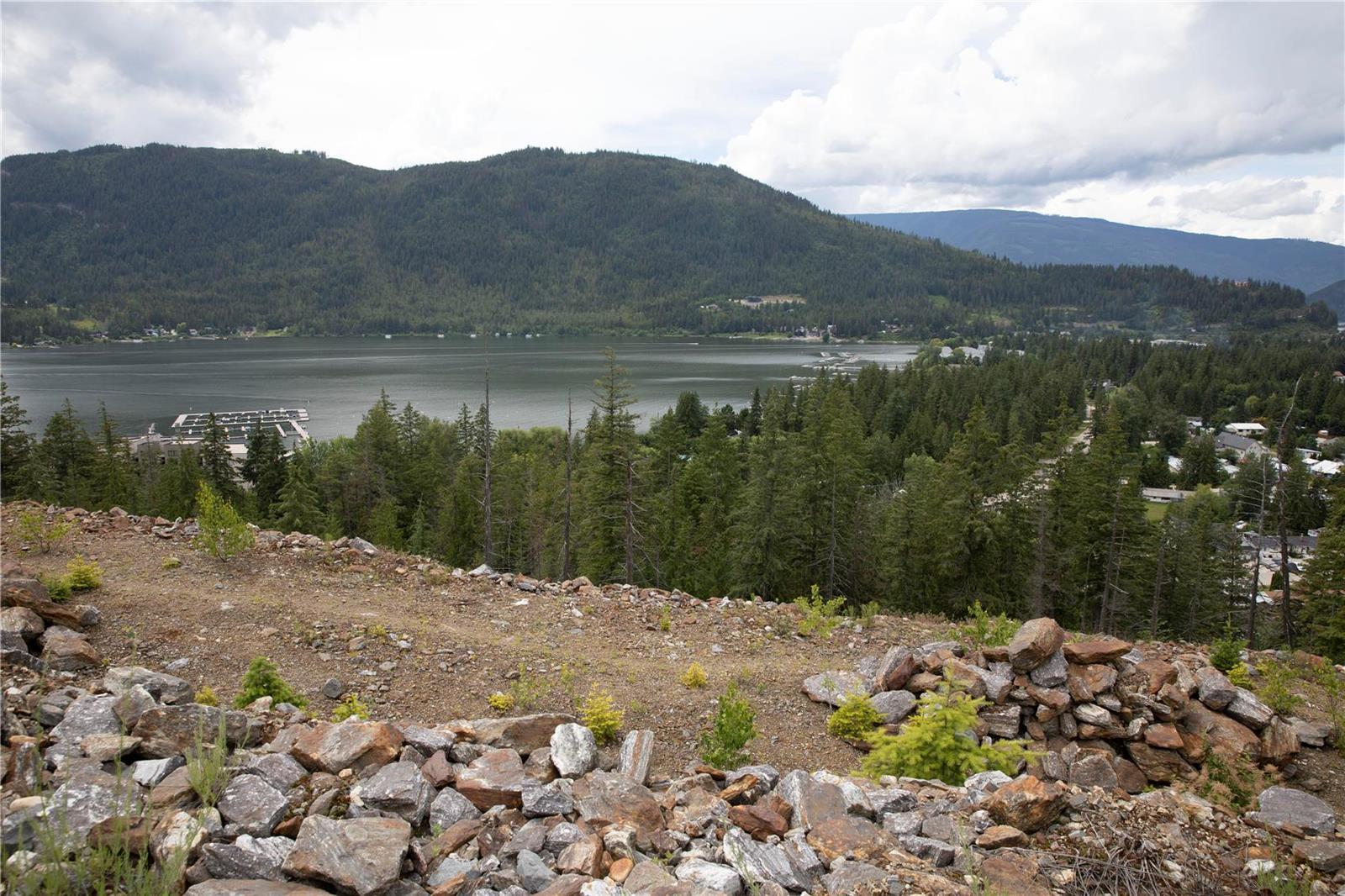  278 Bayview Drive, Sicamous