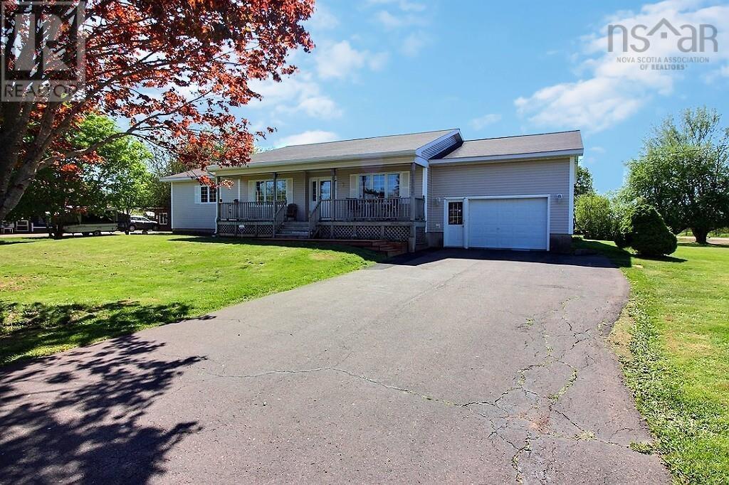 6 Meadowvale Drive, Salmon River House For Sale MLS 202211984 Ovlix