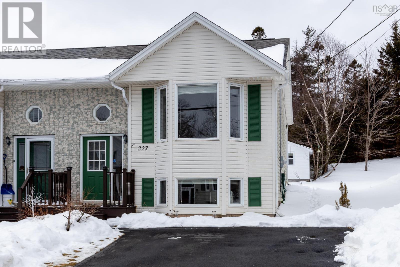 227 Charles Road, Timberlea House For Sale MLS 202303657 Ovlix