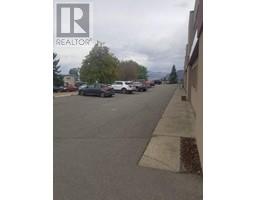 913 Laval Cres, Kamloops, BC null Photo 2