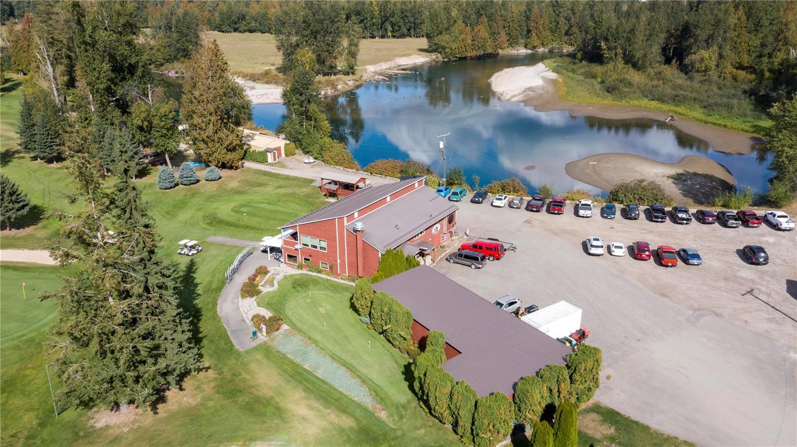  1450 Husky Frontage Road, Sicamous