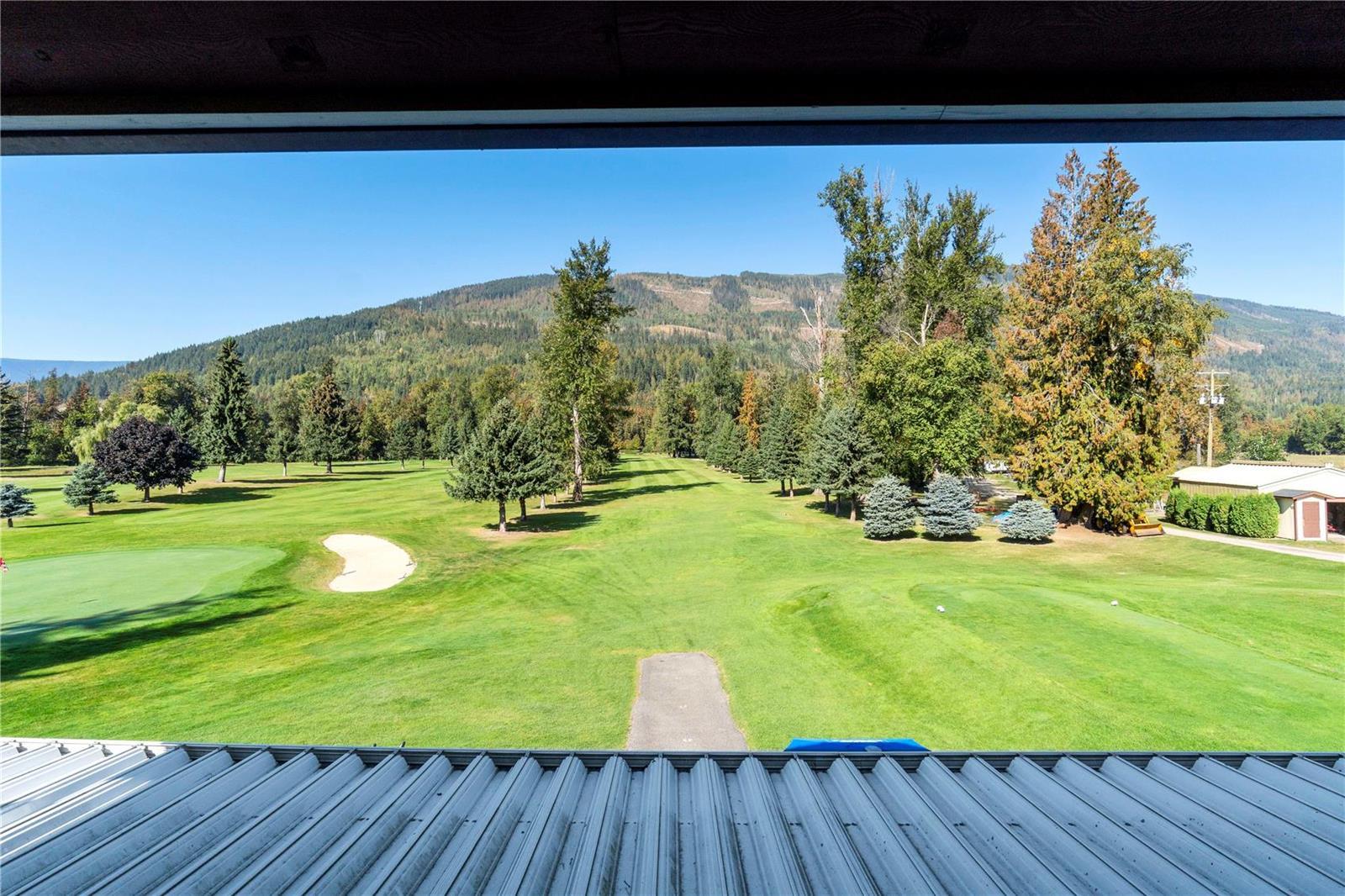  1450 Husky Frontage Road, Sicamous