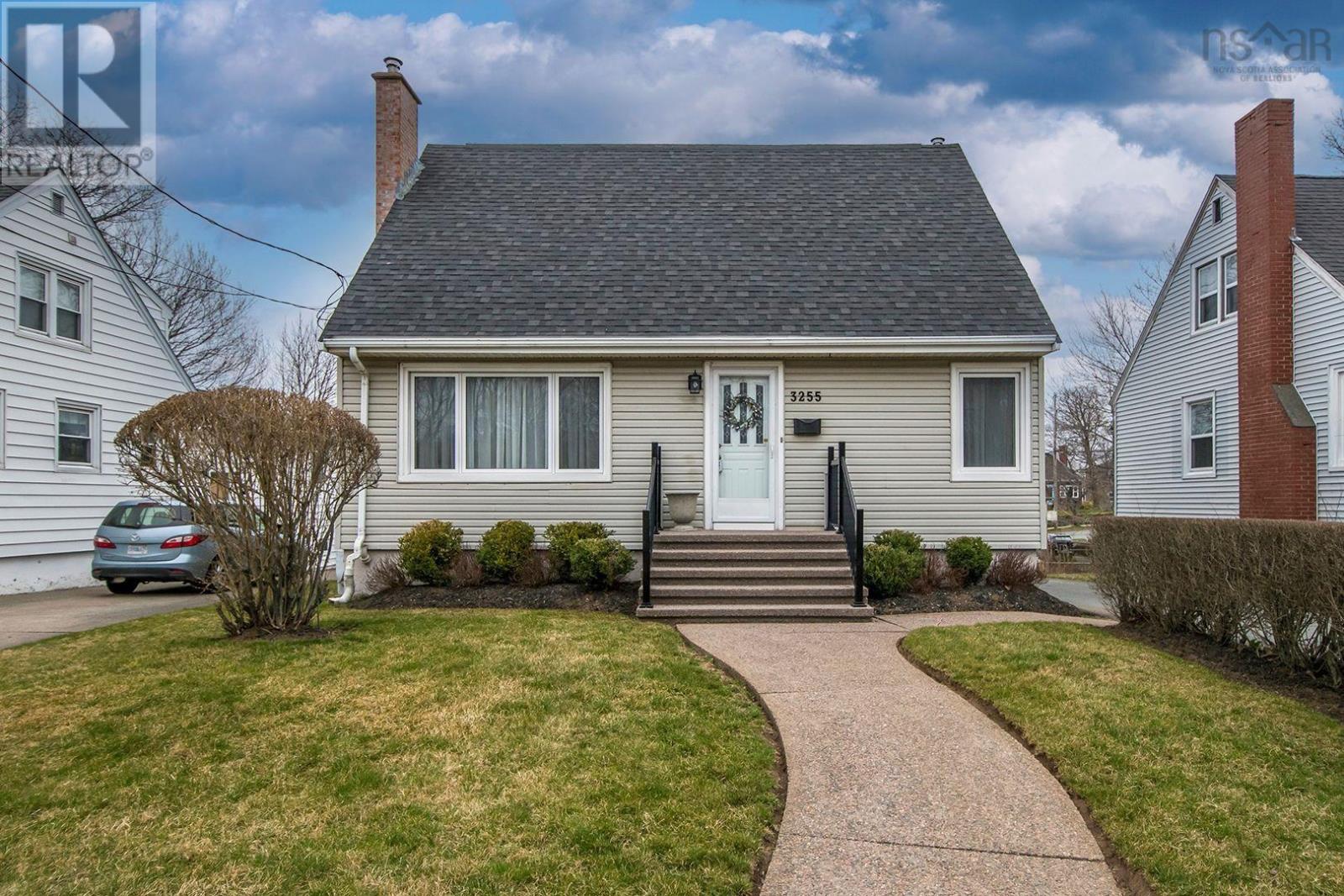 3255 Joseph Howe Drive, Halifax House For Sale MLS 202306586 Ovlix