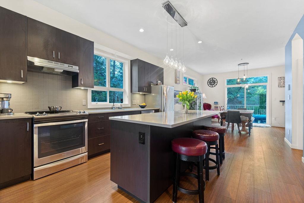 35 1188 Wilson Crescent, Squamish House For Sale MLS r2770892 Ovlix