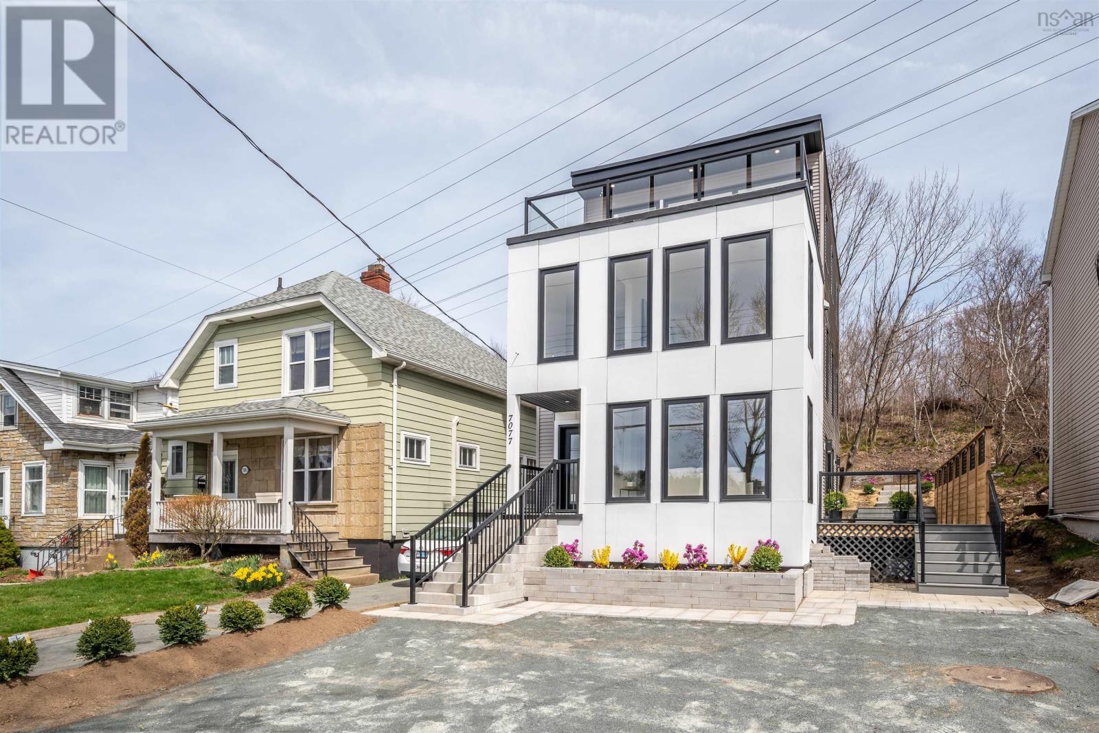 7077 Quinpool Road, Halifax, NS B3L 1C7